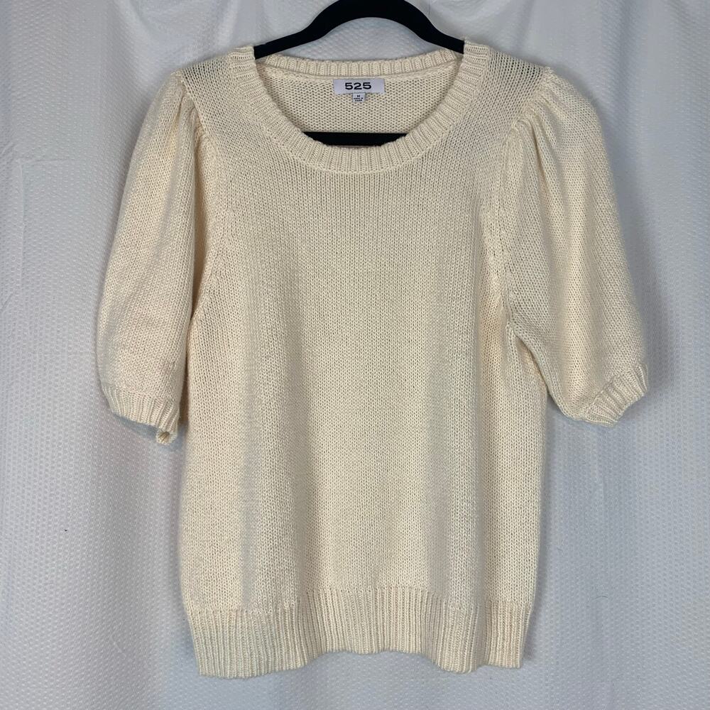 525 short puff sleeve soft preppy minimalist neutral sweater size medium